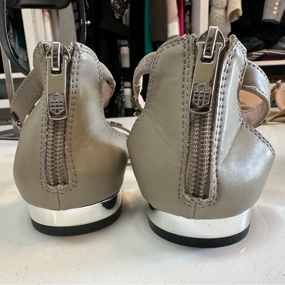 Vince camuto sandals - Picture 2 of 4